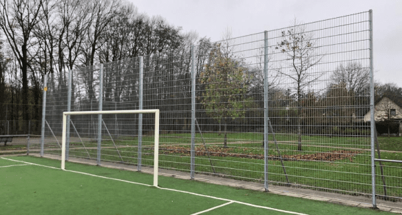 Hekwerk / ballenvanger voetbalveld